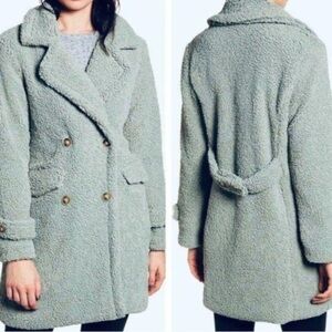 Large -Woven Heart brand